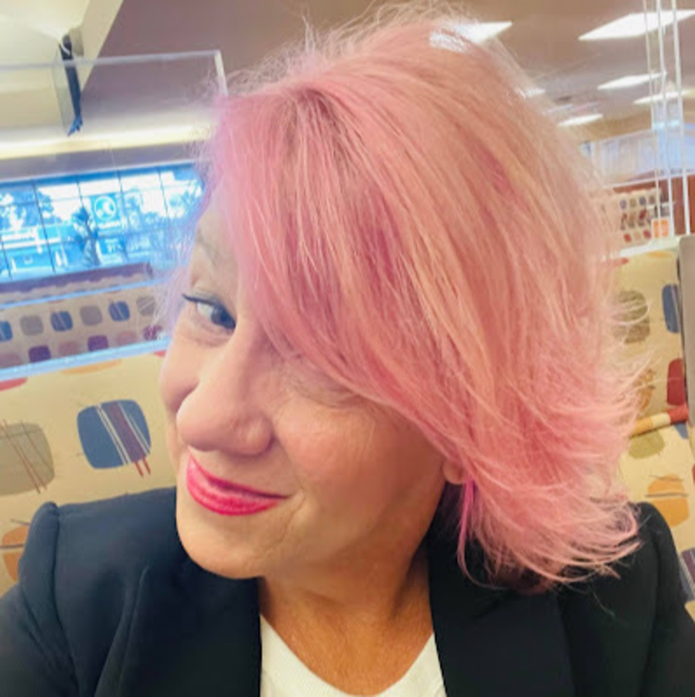 Meet your Posher, Tiffanie